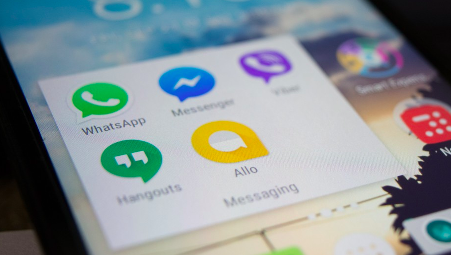 messenger apps, chatbots, digital marketing, business