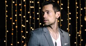 Tom Bilyeu Net Worth – His Quest to Becoming a Millionaire