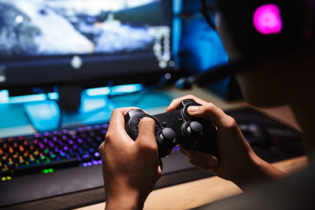 Can buying the best gear make you a better gamer?, Games